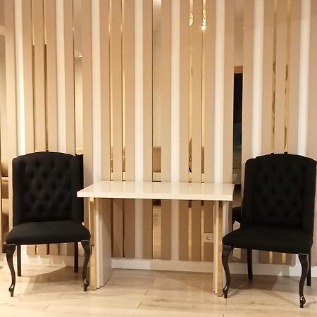 Elegant Suite - Titan Park Bucureşti Eksteriør bilde
