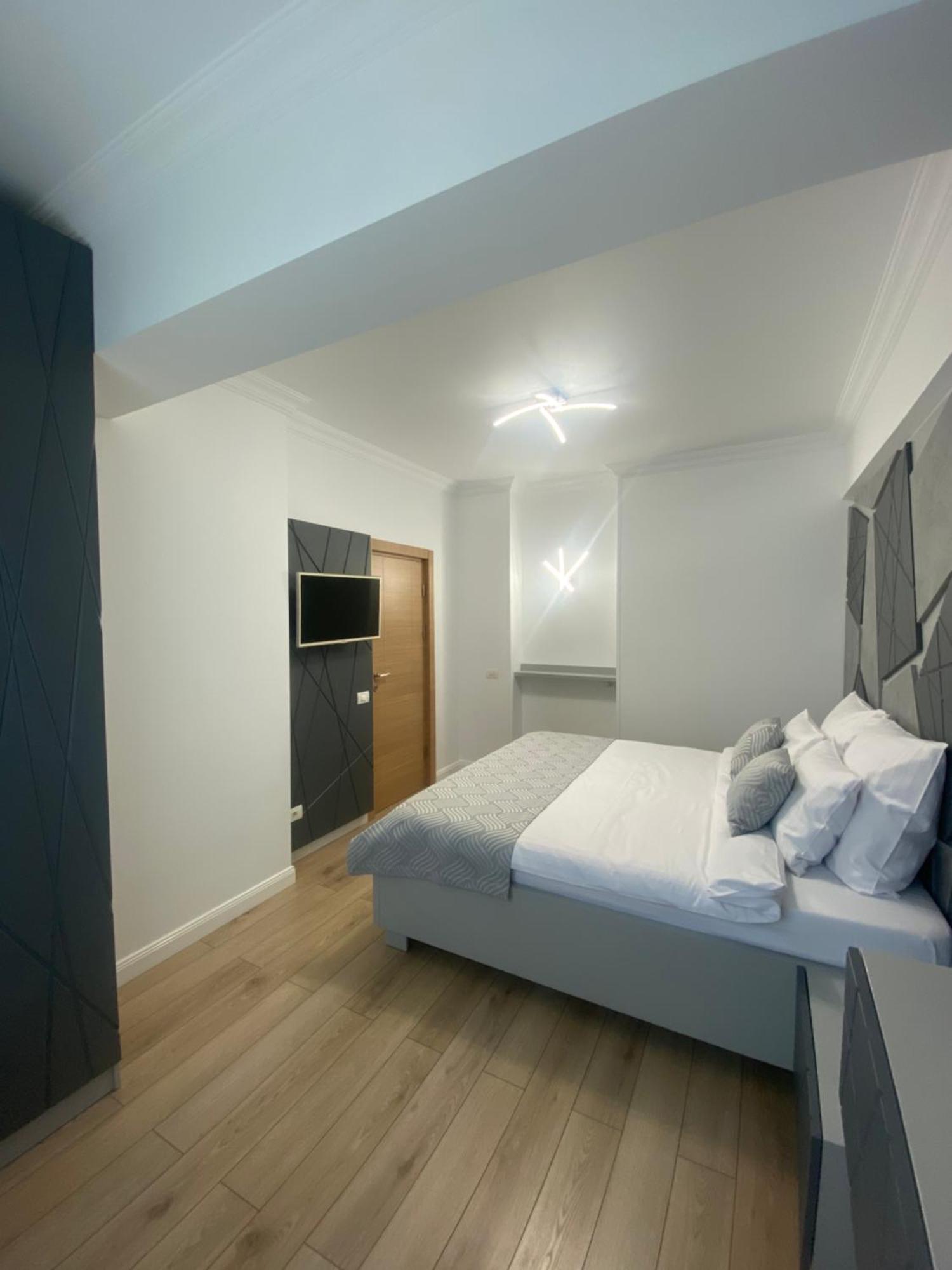 Elegant Suite - Titan Park Bucureşti Eksteriør bilde
